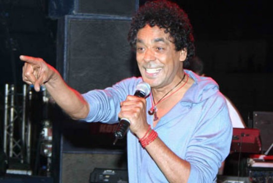 إستياء مصري من غناء منير في مدن فلسطينية