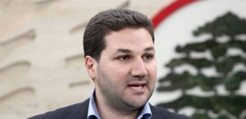 الجميل: لبنان ليس قاعدة للفصائل