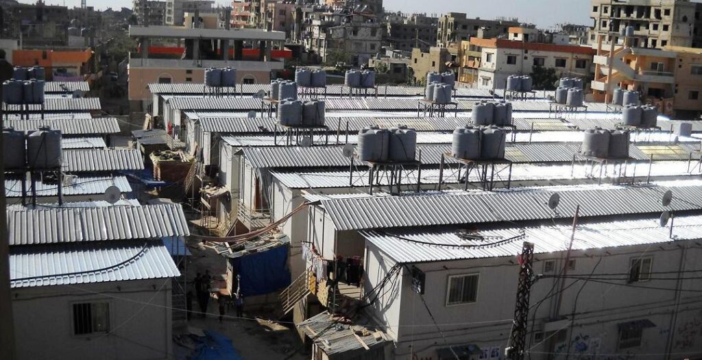 الأونروا تدعو لتفكيك المساكن المتاخمة لنهر البارد