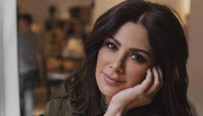 مبارك تخطف الأضواء من أميرة