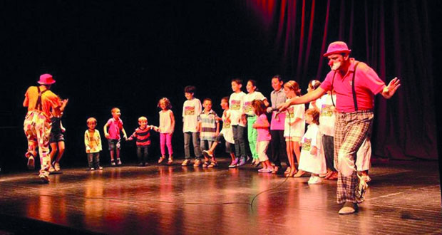 خليل يدعو لدعم الحكواتي