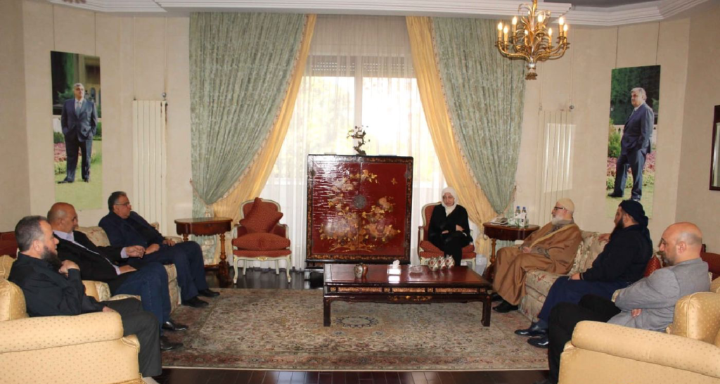 إسلاميو عين الحلوة يشكرون الحريري على دورها في إنهاء التوتر