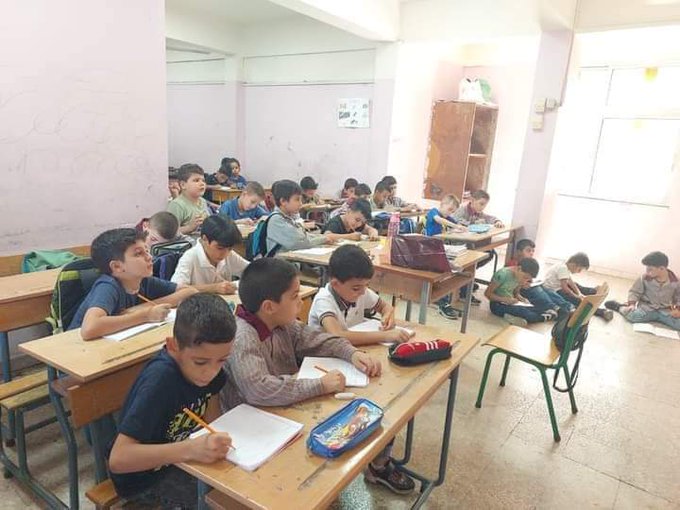 إتحاد الطلبة يطالب برفع القدرة الإستيعابية لمدارس الأونروا