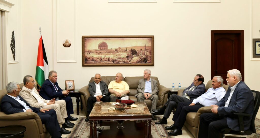 تحية من المؤتمر الشعبي اللبناني لصمود الفلسطينيين