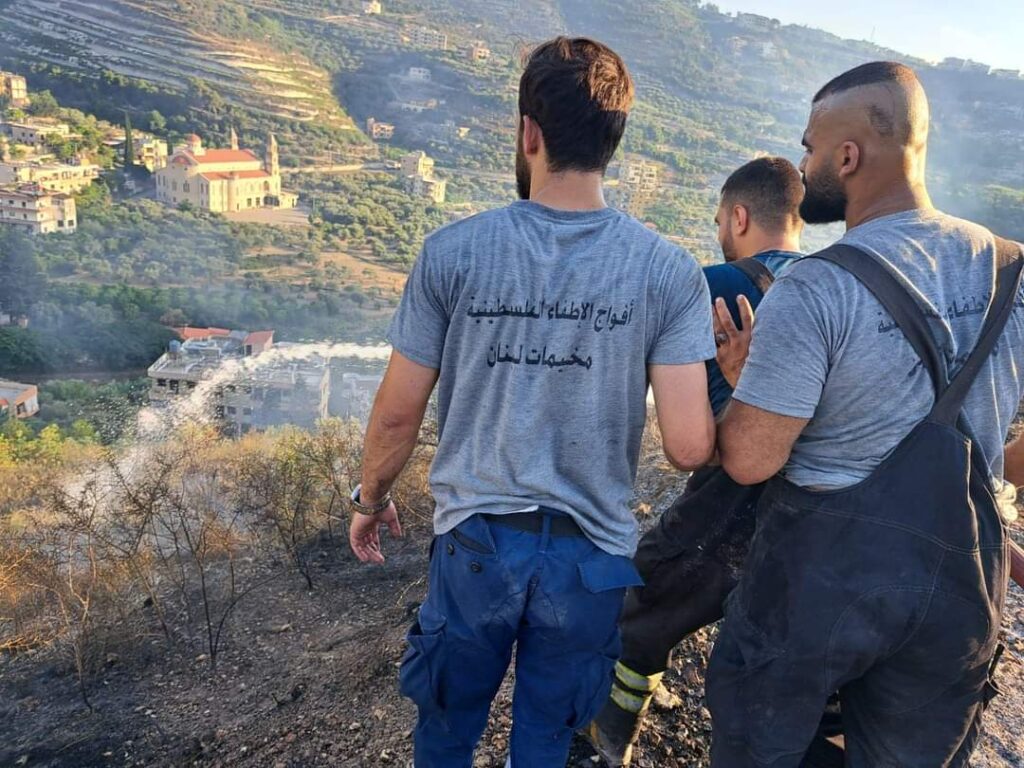 مشاركة فلسطينية في إطفاء حرائق المعمالية