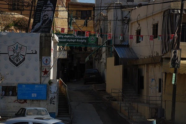 الإنتهاء من المرحلة الأولى لتأهيل شبكة كهرباء مخيم مار إلياس