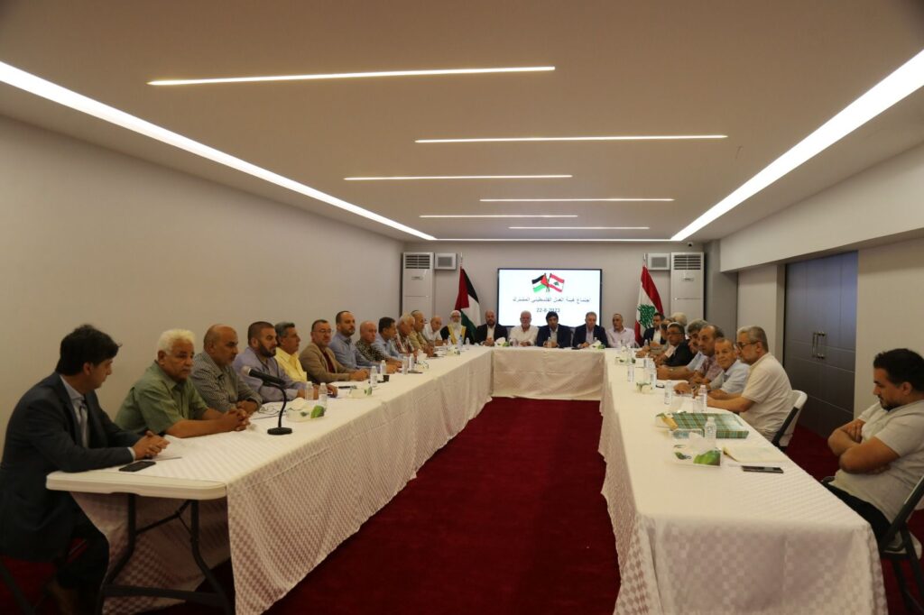 تعثر تسليم قتلة العرموشي يبقي على إحتمالات التصعيد في عين الحلوة