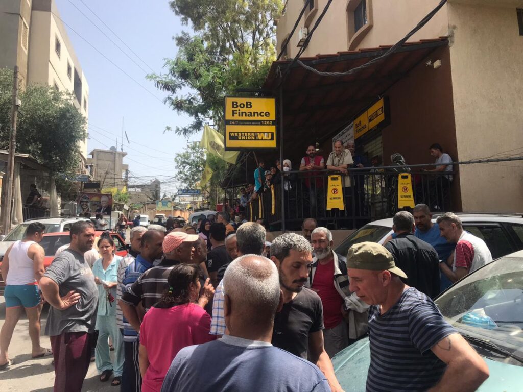 مساعدة نقدية من الأونروا لأهالي عين الحلوة