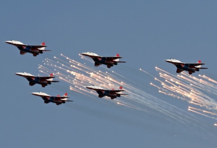 تحليق كثيف لطائرات التجسس الصهيونية في الجنوب