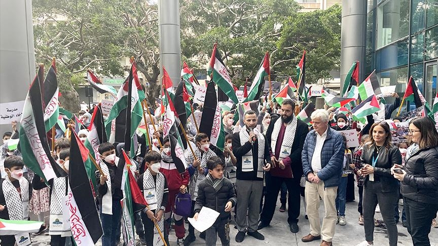 أطفال لبنان يتضامنون مع أشقائهم الغزيين