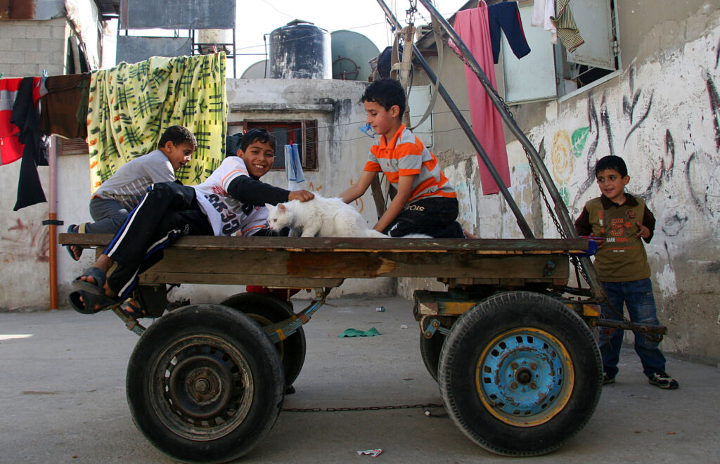 إضراب في المخيمات اليوم تضامنا مع غزة