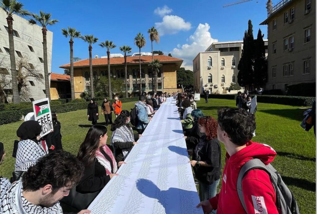 طلبة فلسطين يفتحون عيون “الأمريكية” على رفح