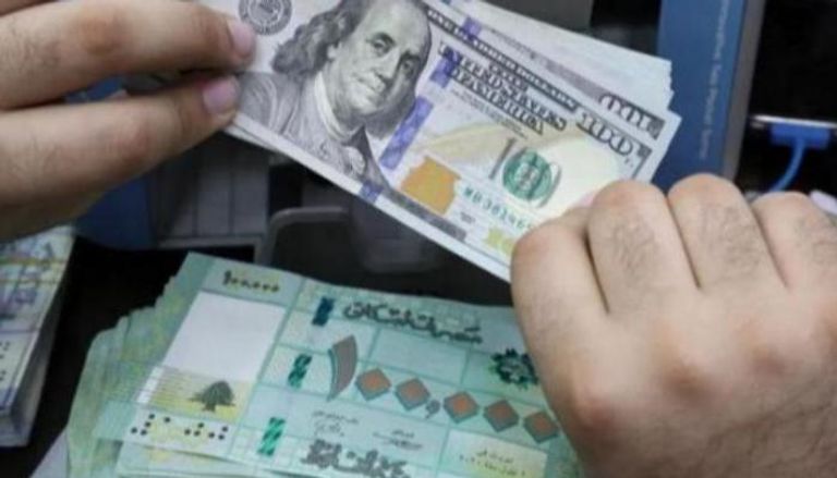 علامة يحذر من إنعكاس التصعيد على سعر صرف الدولار