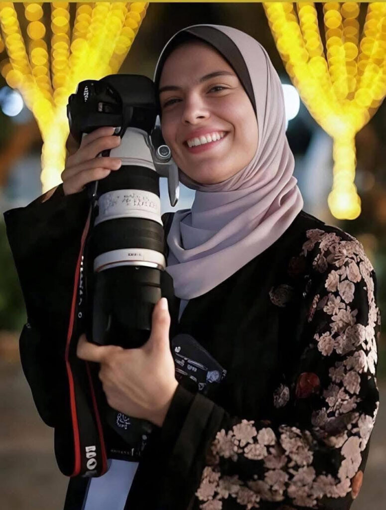 عذابات الغزيين في “كان” الشهر المقبل