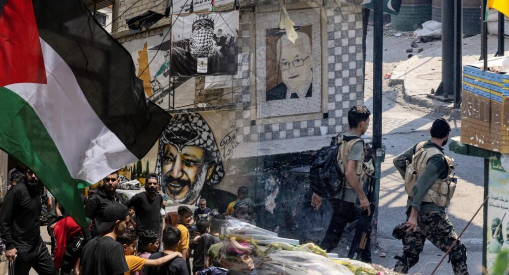 المنظمة غير جاهزة لجمع السلاح الفلسطيني في لبنان