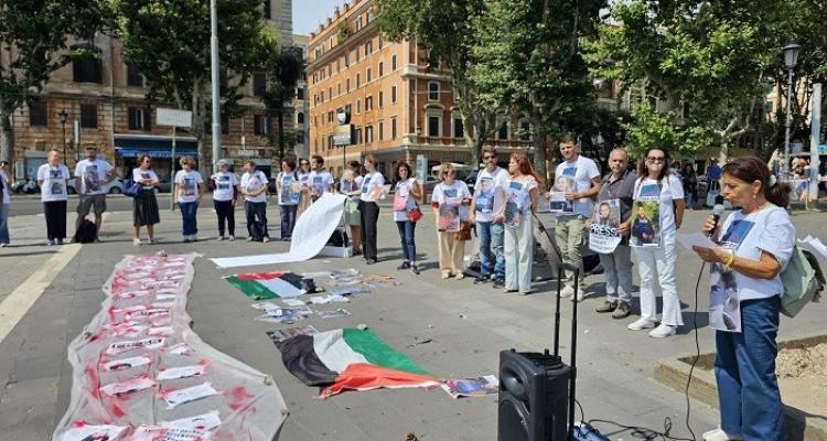 وقفة إيطالية للتضامن مع صحفيي غزة