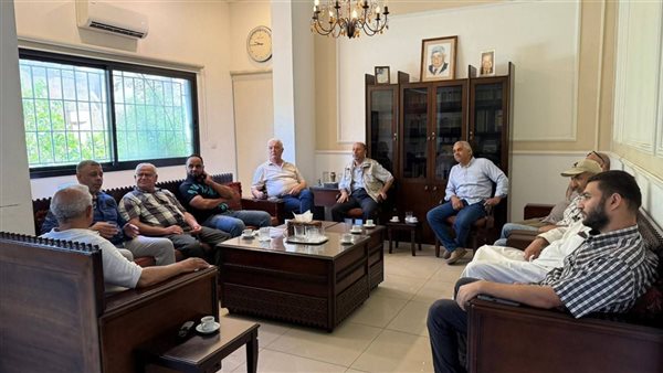 أهالي عين الحلوة يطالبون بتسهيل خروجهم ودخولهم للمخيم