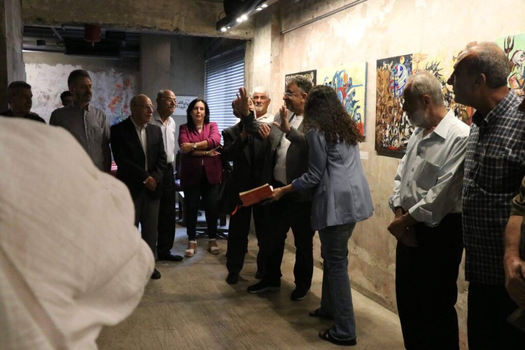 إفتتاح معرض عبد العال في ملتقى السفير