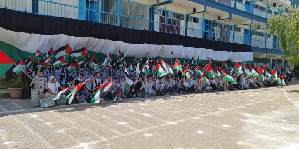 تحذيرات من دمج مدارس الوكالة في صور