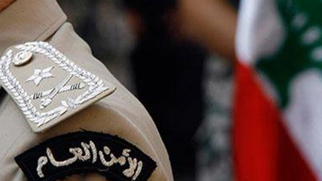 قرار لبناني بإعفاء فلسطينيي سوريا من غرامات الإقامة