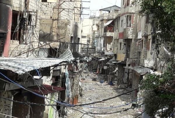 الجيش يسمح بدخول مواد البناء إلى عين الحلوة