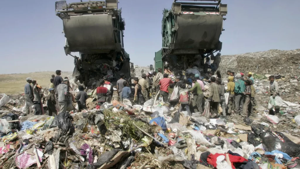 جبارين: الكيان حول الضفة إلى مكب للنفايات الخطرة