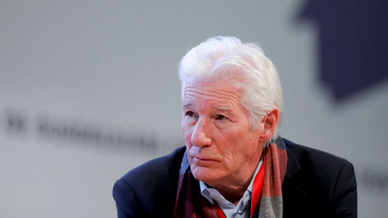 ريتشارد جير يطالب بدعم الأونروا