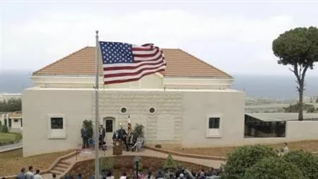 السفارات الغربية في بيروت تتهيأ لتداعيات الحرب الإقليمية