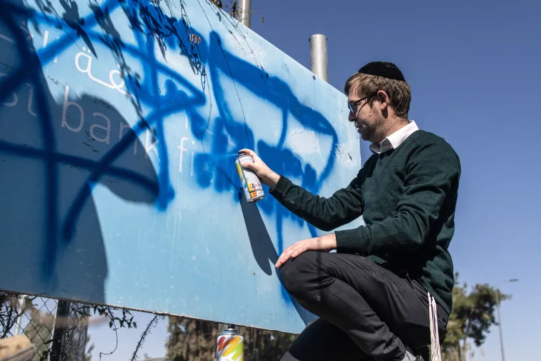 الهيئة تتهم لازاريني بالسعي لتصفية قضية اللاجئين