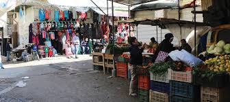 أهالي نهر البارد يتكافلون مع النازحين إلى مخيمهم