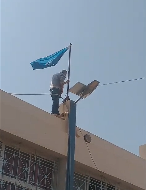 إحتجاجات فلسطينية على تنصل الأونروا من مركزي إيواء