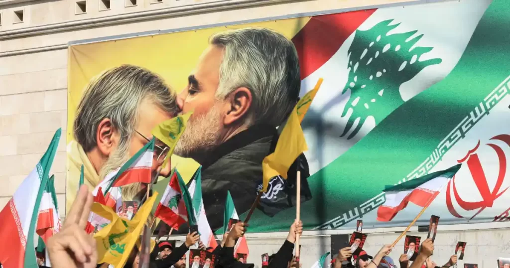 تسوية داخلية حول قرار طرد السفير الإيراني في لبنان