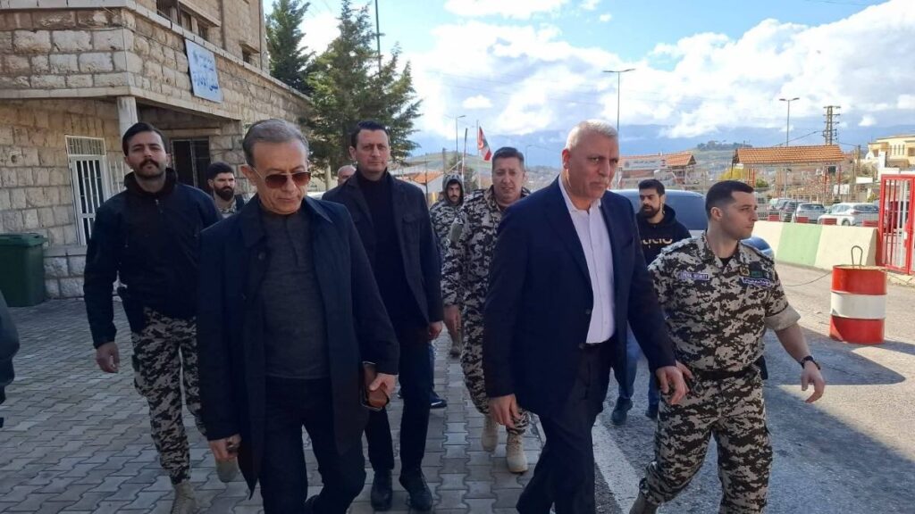 إتصالات لبنانية لتحييد المصنع