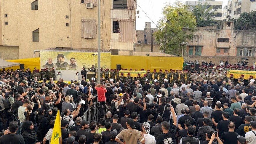 الرئاسة اللبنانية تعلن عن أول إتصال مع إسرائيل وسط تحذيرات من الفتنة