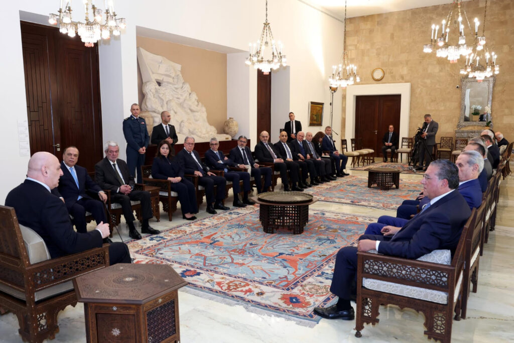 المقاومة تهاجم الرئيس وتؤكد قدرتها على تغيير المعادلة