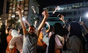 ترقب لبناني حذر بعد وقف إطلاق النار