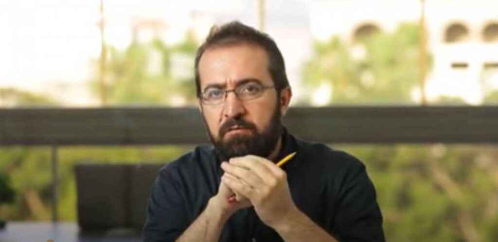 عليق يتهم عزيز بتحريض أطراف خارجية على الحزب