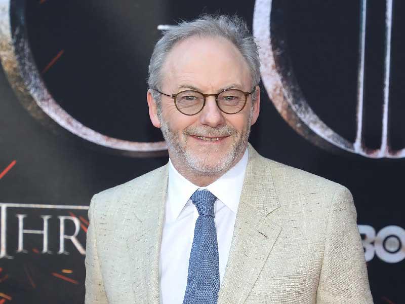 كونينجهام يطالب بمحاكمة قادة الكيان