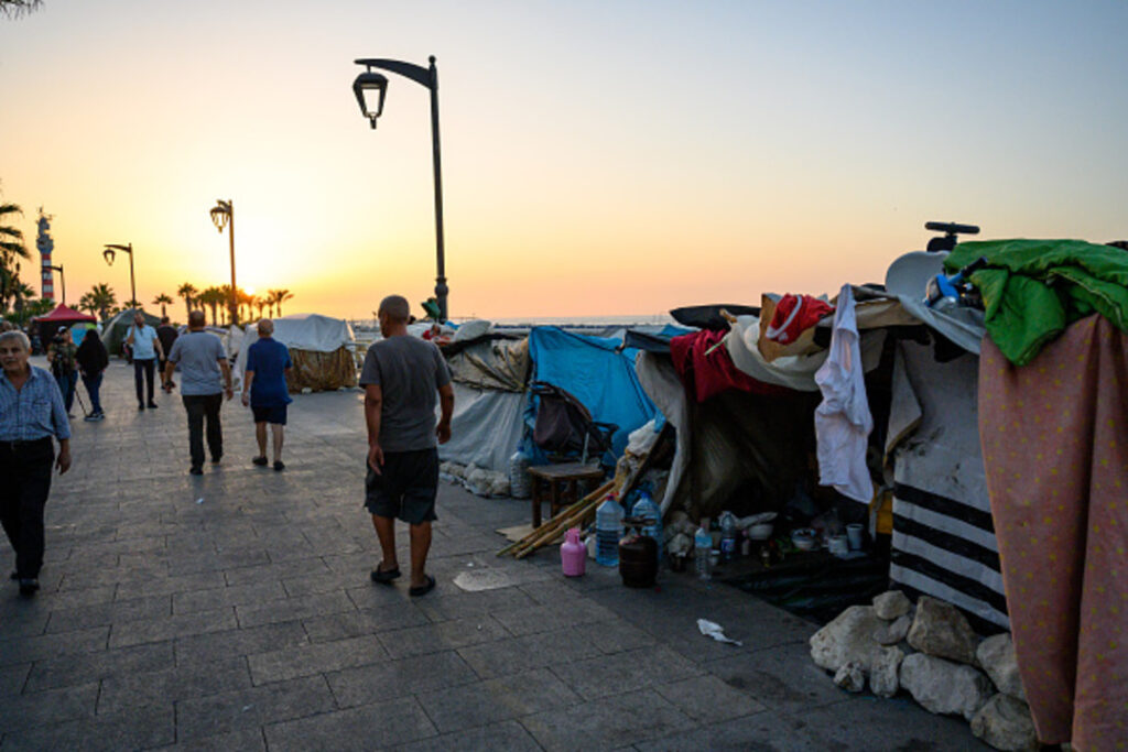 نصف مليون دولار لحل أزمة النازحين في لبنان