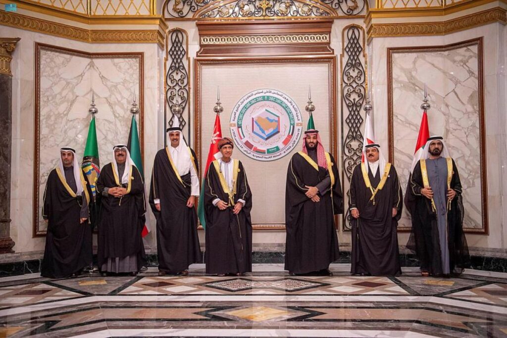 هويدي يدعو إلى زيادة الدعم الخليجي للأونروا