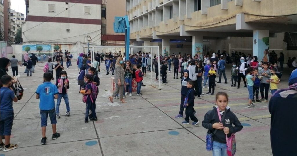 إغلاق المدارس في حارة حريك