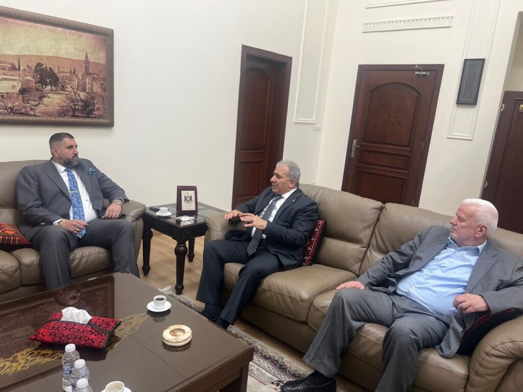 كيزيريان يبحث مع الأسعد ترميم كنيسة الرشيدية
