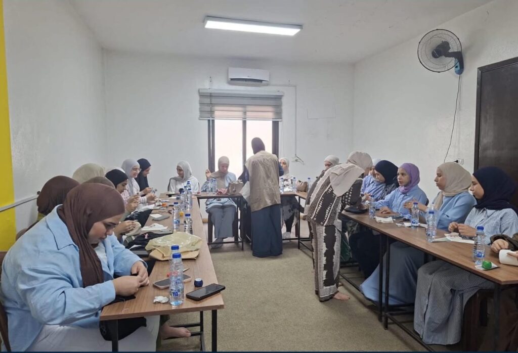 دورة تطريز في نهر البارد