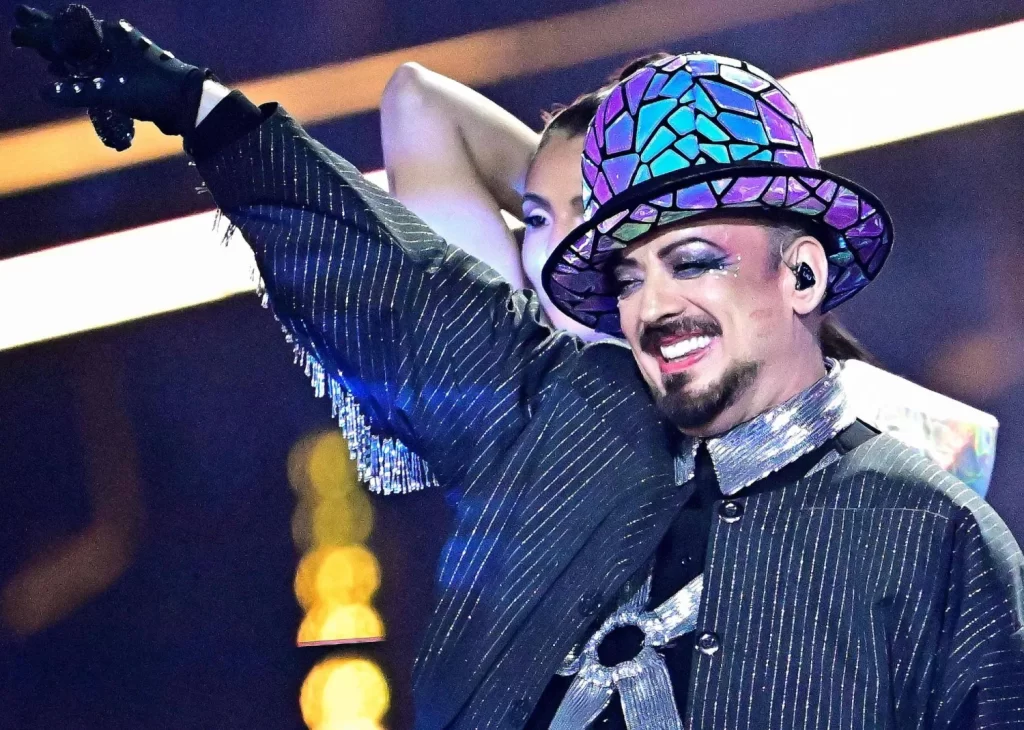 إنسحاب المغني جورج من مسرحية بعد غنائه للكيان