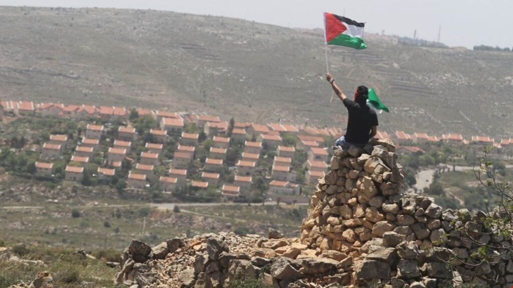 السلام الأن: نتنياهو يدفع السلطة الفلسطينية للإنهيار