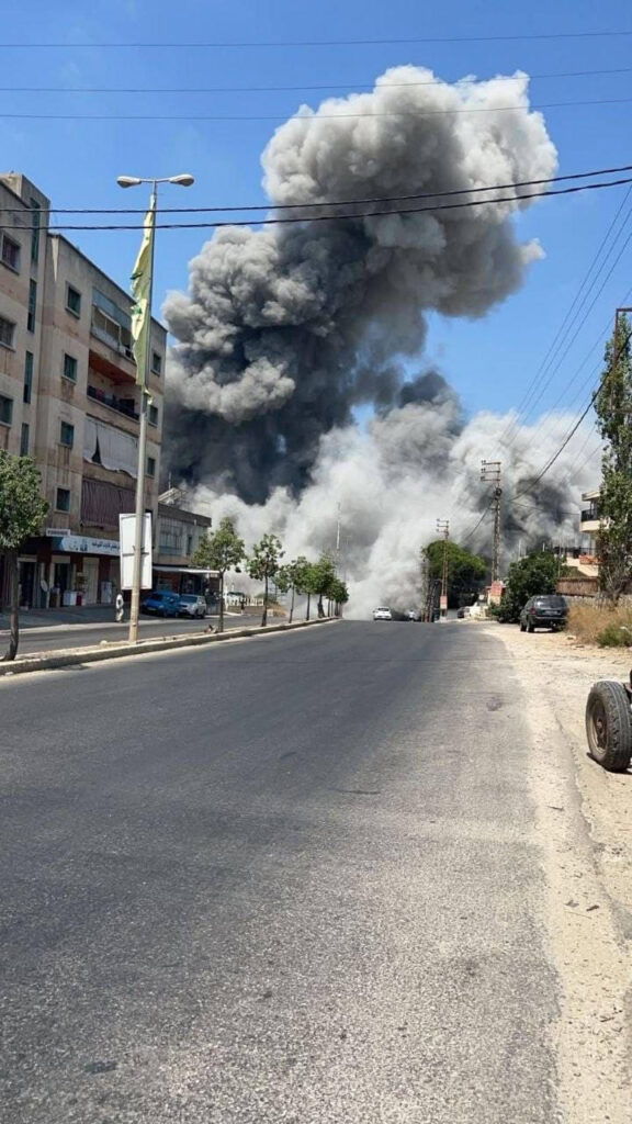 حزب الله يطالب السلطة اللبنانية بمراجعة حساباتها بعد مجزرة الجنوب