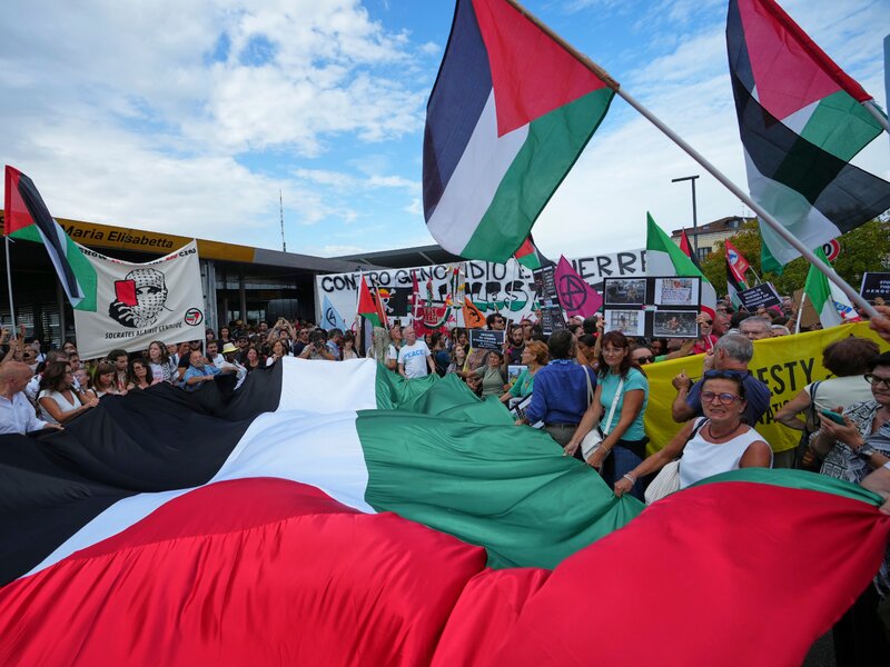 إحتجاجات على محاولة تهميش فلسطين في البندقية