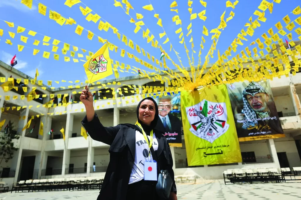 الشارع الفلسطيني يستبعد إجراء الإنتخابات