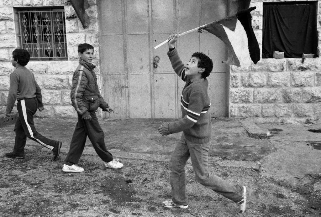 باريس تقرأ يوميات الفلسطينيين بعيني دراي